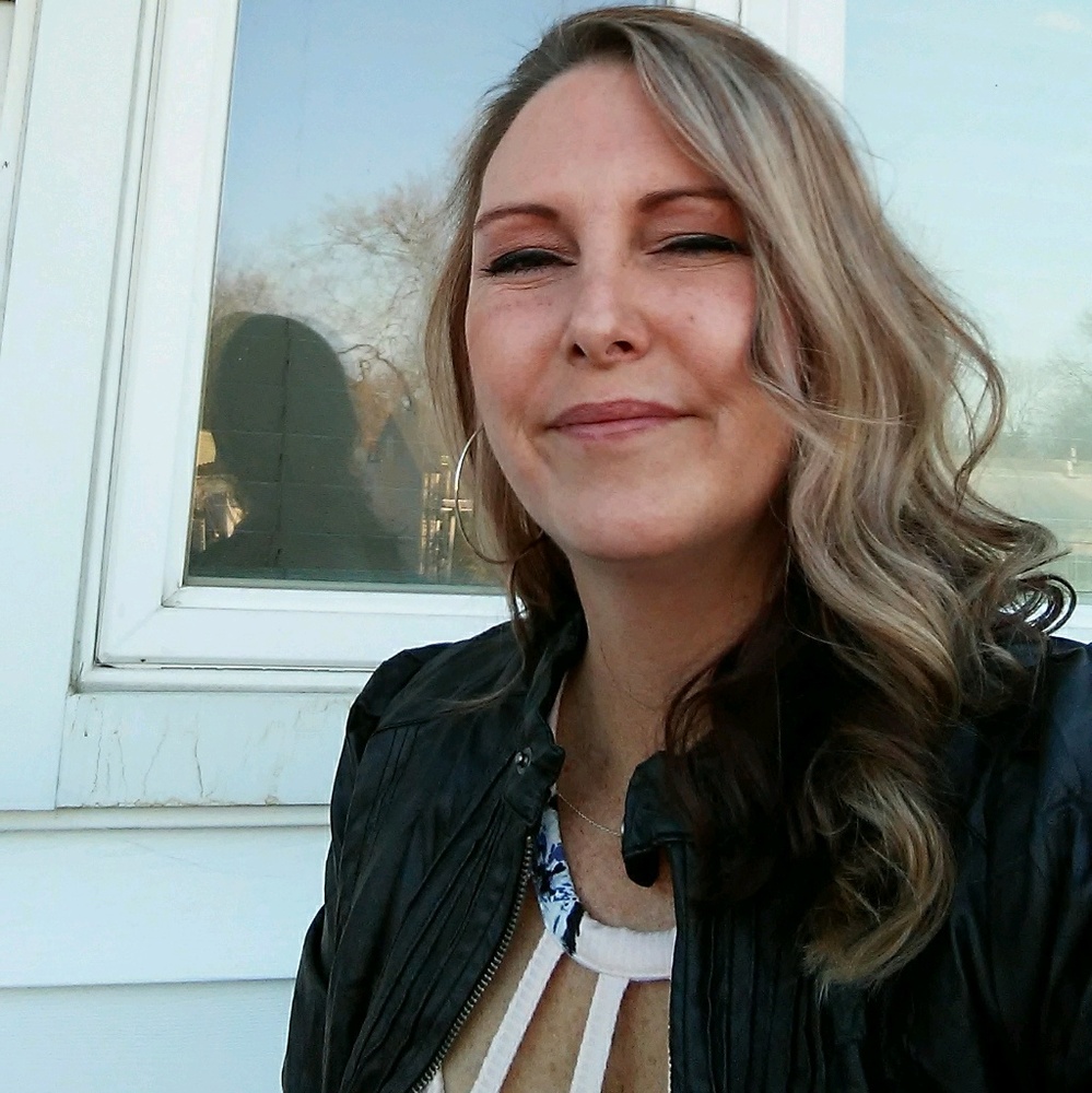 Meet your Posher, Jillian